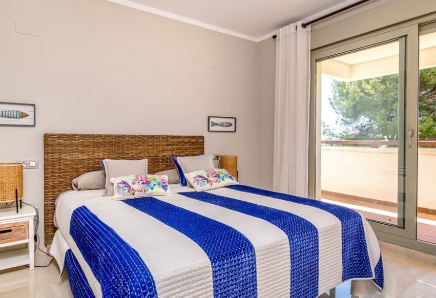 3 quarto Apartamento para venda em Las Colinas Golf com piscina - 345 000 € (Ref: 9293738)