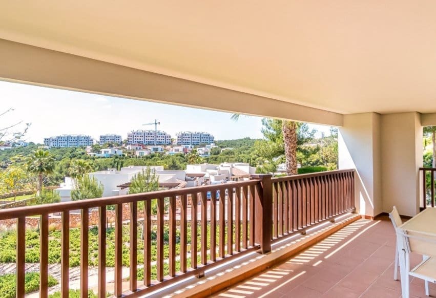 3 quarto Apartamento para venda em Las Colinas Golf com piscina - 345 000 € (Ref: 9293738)