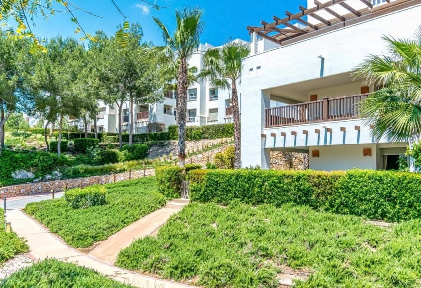 3 quarto Apartamento para venda em Las Colinas Golf com piscina - 345 000 € (Ref: 9293738)