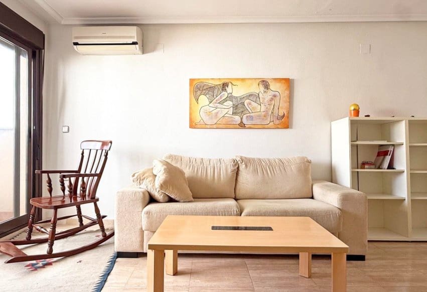 3 sypialnia Apartament na sprzedaż w Torrevieja z basenem - 185 000 € (Ref: 9293740)