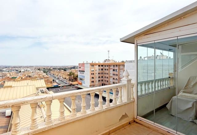 2 slaapkamer Penthouse te koop in El Molino, Torrevieja met zwembad - € 169.900 (Ref: 9293744)