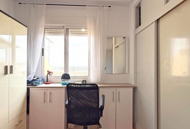 2 slaapkamer Penthouse te koop in El Molino, Torrevieja met zwembad - € 169.900 (Ref: 9293744)