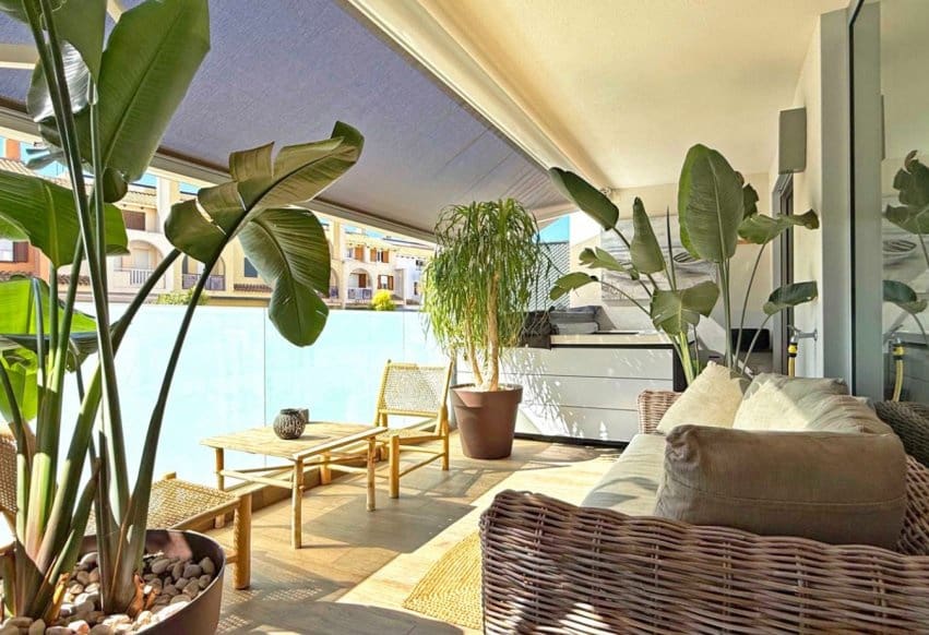 3 bedroom Beach Apartment for sale in Cabo de Palos with pool - € 498,000 (Ref: 9293748)