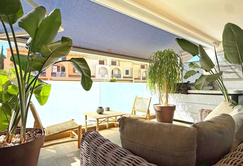 3 bedroom Beach Apartment for sale in Cabo de Palos with pool - € 498,000 (Ref: 9293748)