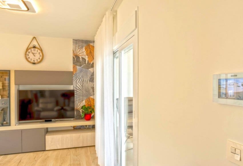 Ático de 2 habitaciones en Villamartin en venta con piscina - 299.950 € (Ref: 9293749)