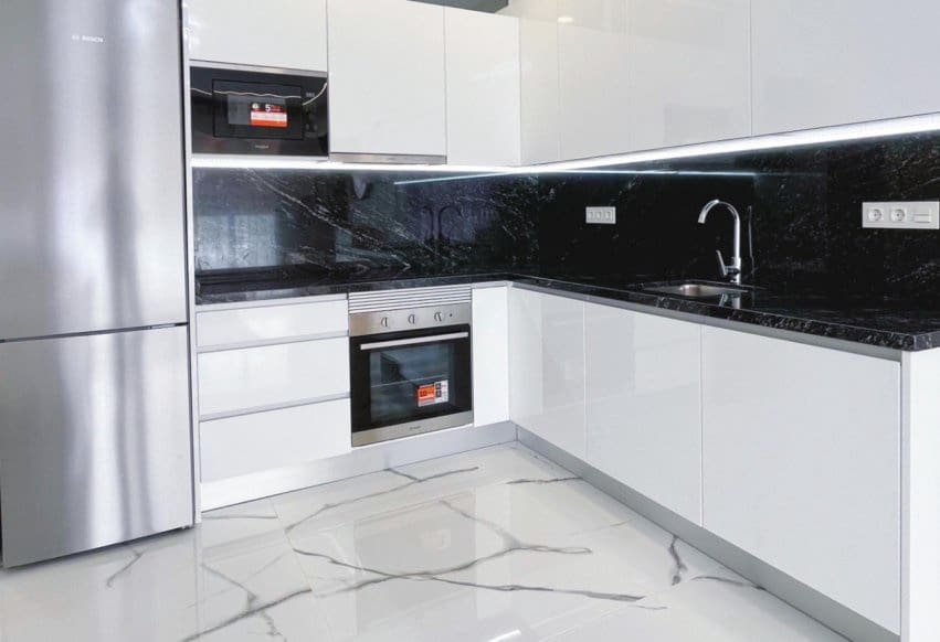 2 quarto Apartamento para venda em Torrevieja - 260 000 € (Ref: 9293750)