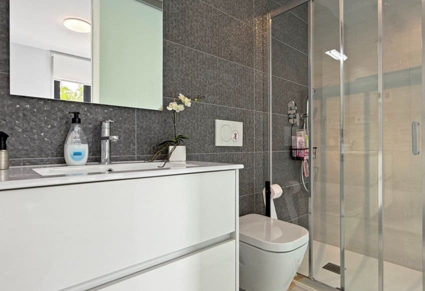 2 bedroom Apartment for sale in Los Altos with pool - € 249,000 (Ref: 9293751)