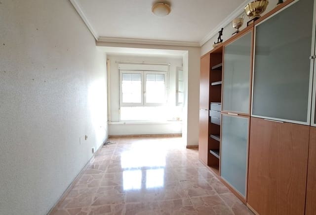 Apartamento de 5 habitaciones en El Molino, Torrevieja en venta - 315.000 € (Ref: 9293755)