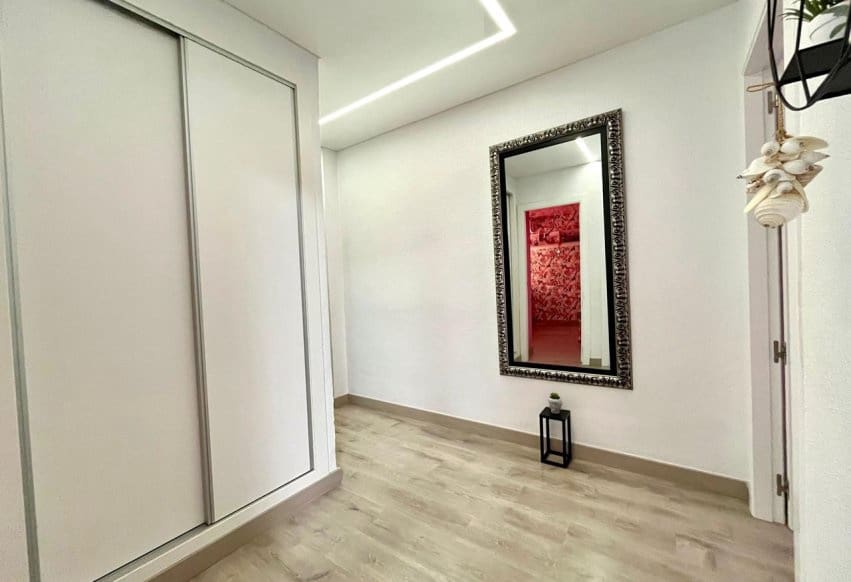 4 soveværelse Lejlighed til salg i Torrevieja - € 210.000 (Ref: 9293759)