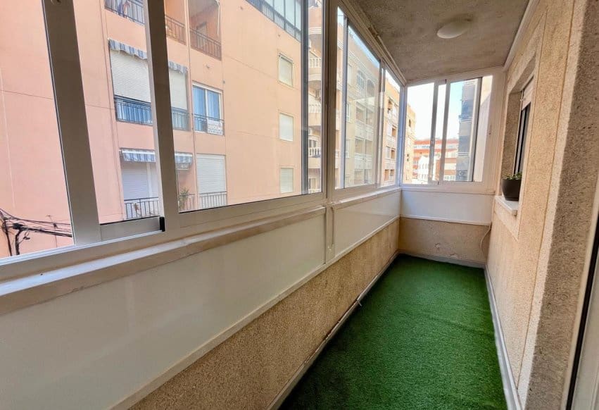 4 soveværelse Lejlighed til salg i Torrevieja - € 210.000 (Ref: 9293759)