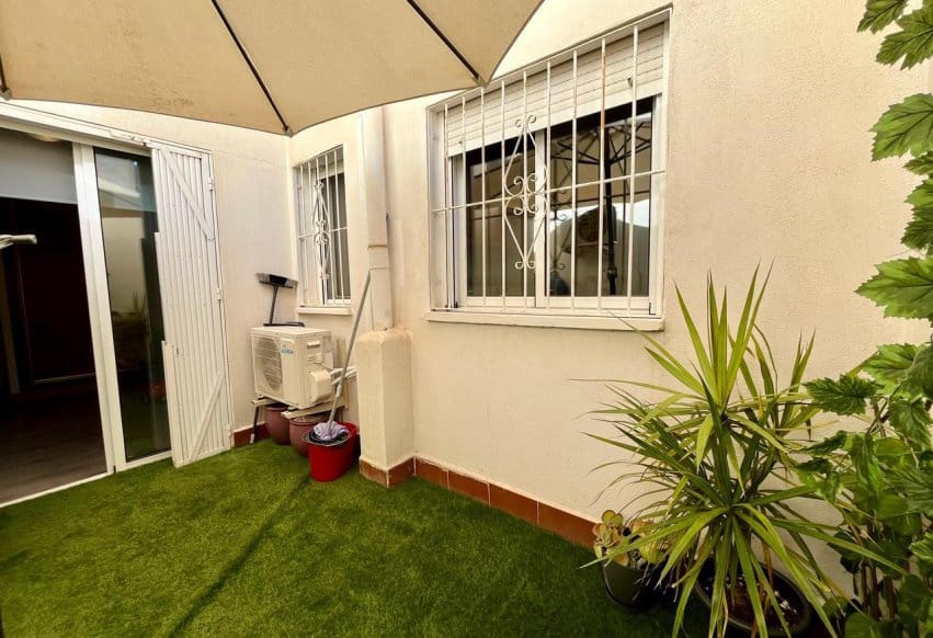 4 soveværelse Lejlighed til salg i Torrevieja - € 210.000 (Ref: 9293759)