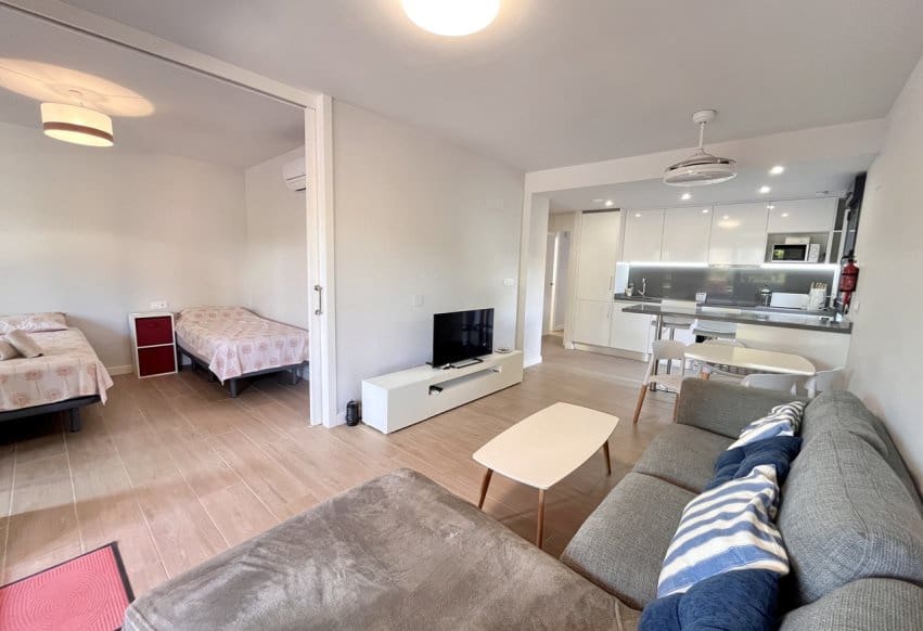 2 sypialnia Apartament na sprzedaż w Villamartin z basenem - 249 900 € (Ref: 9293760)