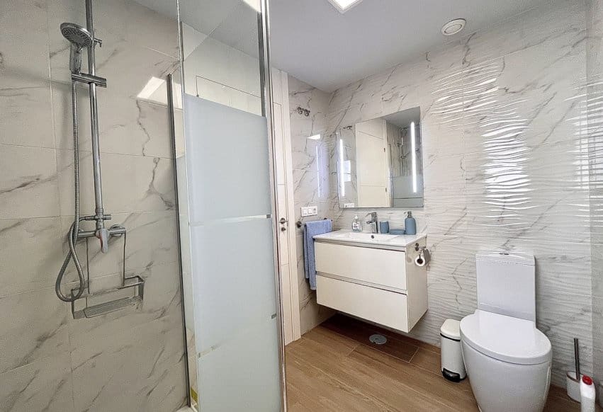 2 sypialnia Apartament na sprzedaż w Villamartin z basenem - 249 900 € (Ref: 9293760)