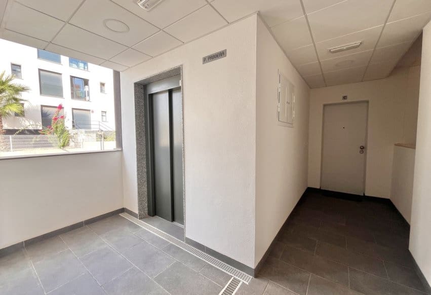 2 sypialnia Apartament na sprzedaż w Villamartin z basenem - 249 900 € (Ref: 9293760)