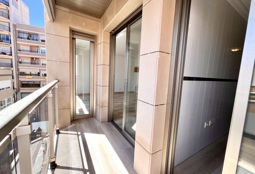 4 soveværelse Lejlighed til salg i Santa Pola - € 330.000 (Ref: 9293761)