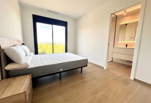 Apartamento de 2 habitaciones en Las Colinas Golf, Orihuela en venta con piscina - 464.950 € (Ref: 9293762)