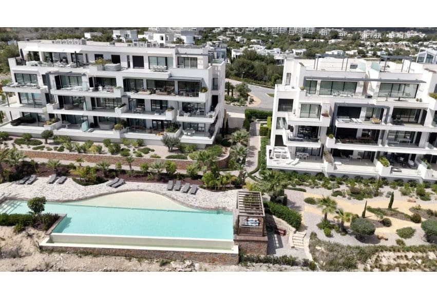 2 bedroom Apartment for sale in Orihuela Costa with pool - € 464,950 (Ref: 9293762)