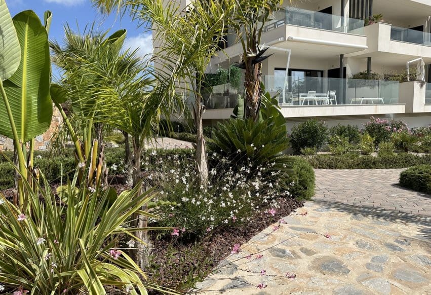 2 bedroom Apartment for sale in Orihuela Costa with pool - € 464,950 (Ref: 9293762)