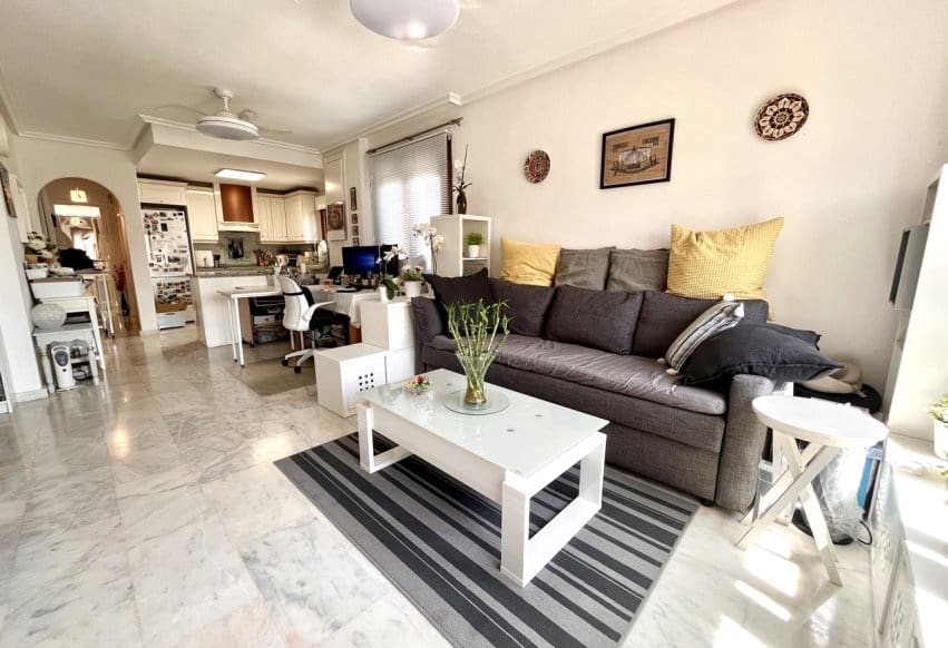 2 bedroom Apartment for sale in Villamartin with pool - € 179,999 (Ref: 9293763)