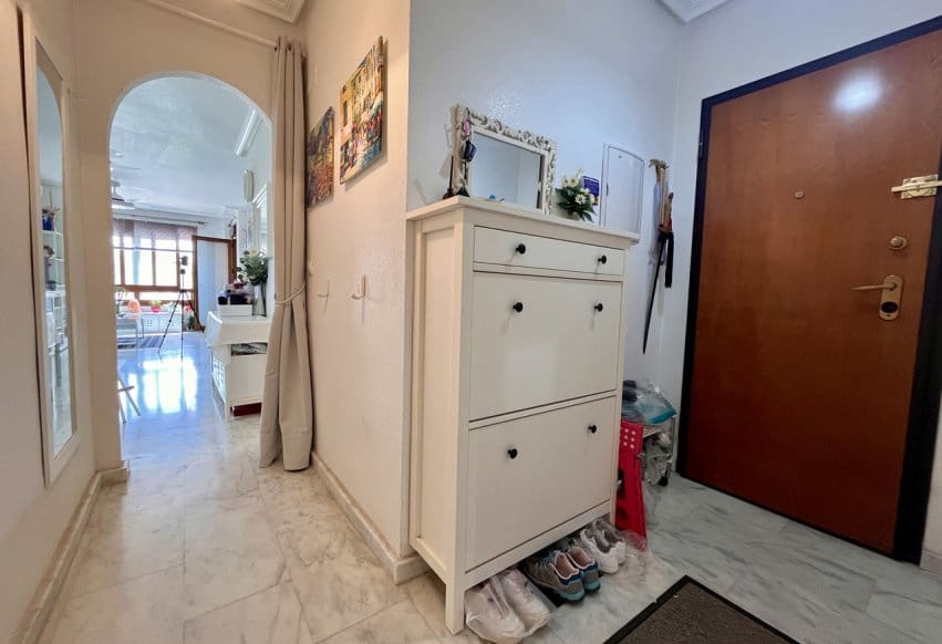 2 bedroom Apartment for sale in Villamartin with pool - € 179,999 (Ref: 9293763)