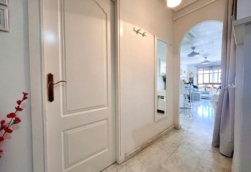 2 bedroom Apartment for sale in Villamartin with pool - € 179,999 (Ref: 9293763)