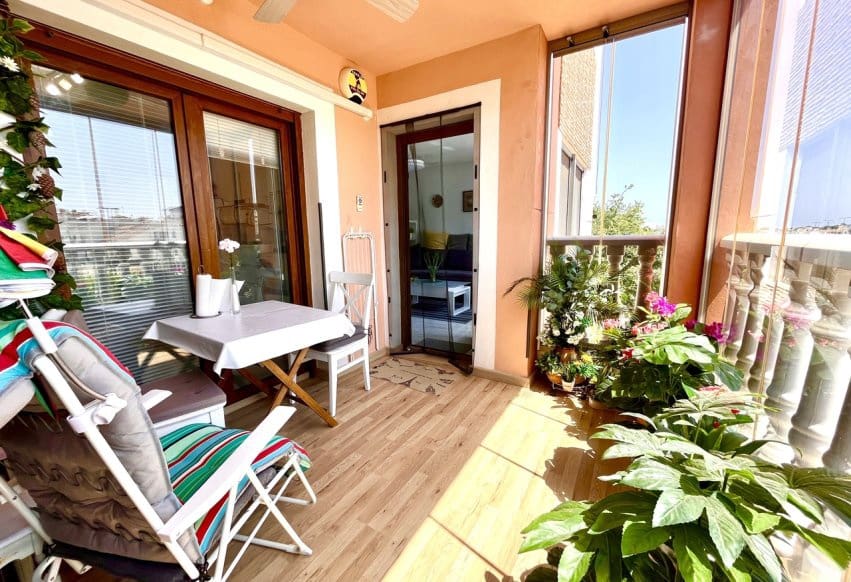 2 bedroom Apartment for sale in Villamartin with pool - € 179,999 (Ref: 9293763)