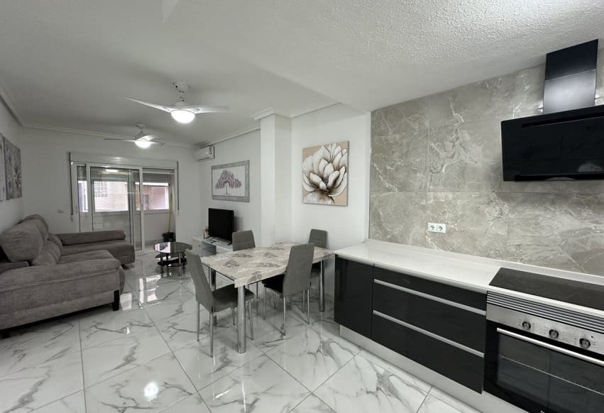 2 quarto Apartamento para venda em Torrevieja - 184 950 € (Ref: 9293764)