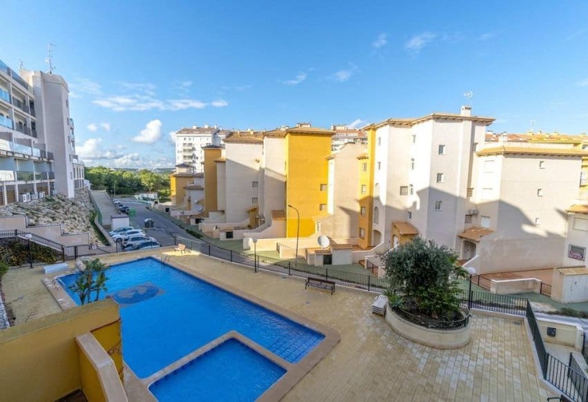 2 bedroom Apartment for sale in Orihuela Costa with pool - € 179,000 (Ref: 9293768)