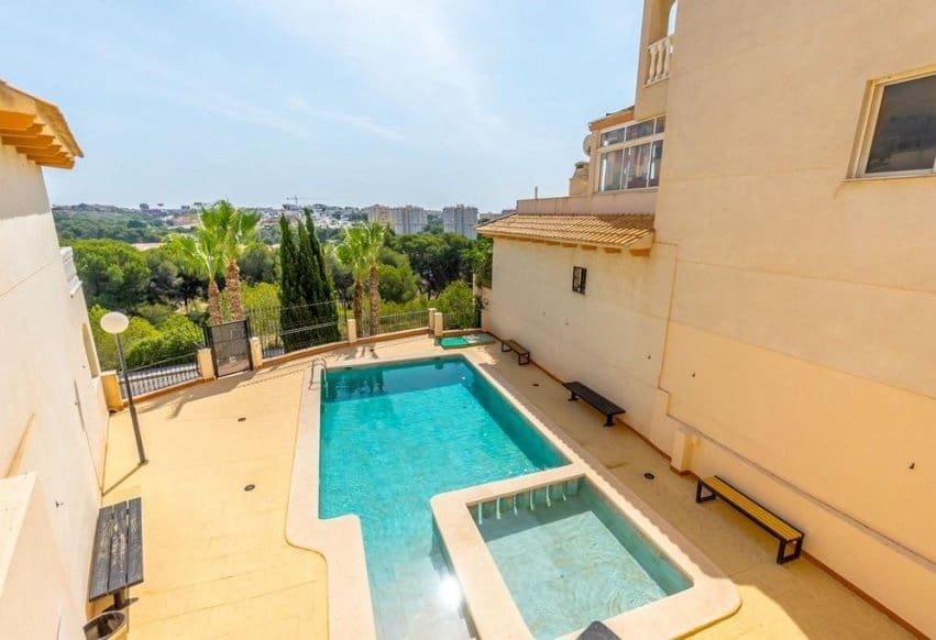 2 slaapkamer Appartement te koop in Campoamor met zwembad - € 185.000 (Ref: 9293770)