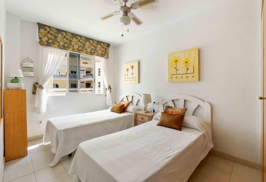 3 bedroom Beach Apartment for sale in Campoamor with pool - € 375,000 (Ref: 9293774)