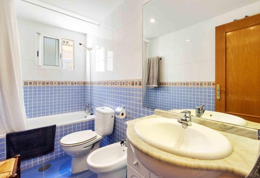 3 bedroom Beach Apartment for sale in Campoamor with pool - € 375,000 (Ref: 9293774)