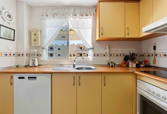 3 soveværelse Strandlejlighed til salg i Campoamor, Orihuela med swimmingpool - € 375.000 (Ref: 9293774)