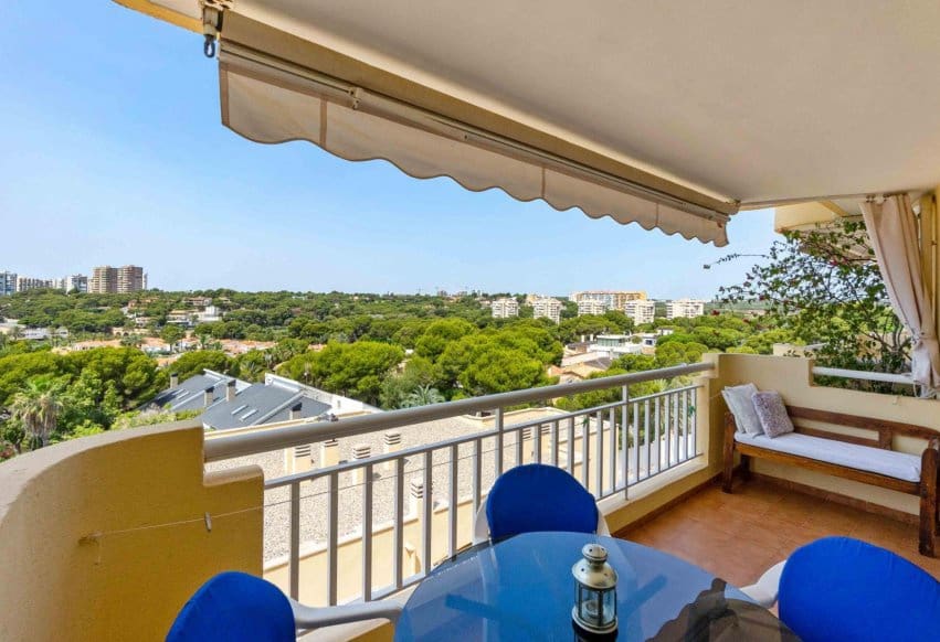 3 bedroom Beach Apartment for sale in Campoamor with pool - € 375,000 (Ref: 9293774)