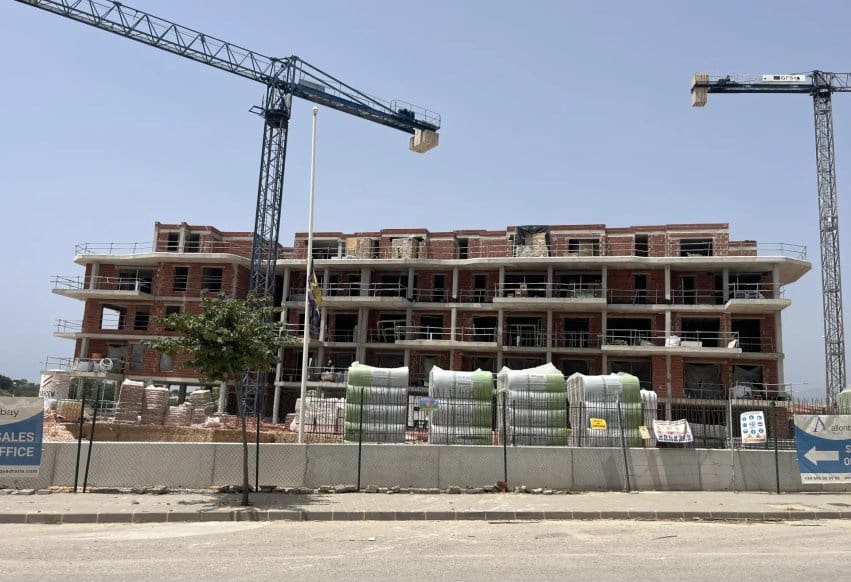 1 soveværelse Strandlejlighed til salg i La Villajoyosa / Vila Joiosa med swimmingpool - € 298.000 (Ref: 9293775)