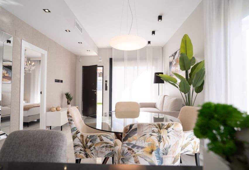 2 bedroom Bungalow for sale in Pilar de la Horadada with pool - € 330,000 (Ref: 9307134)