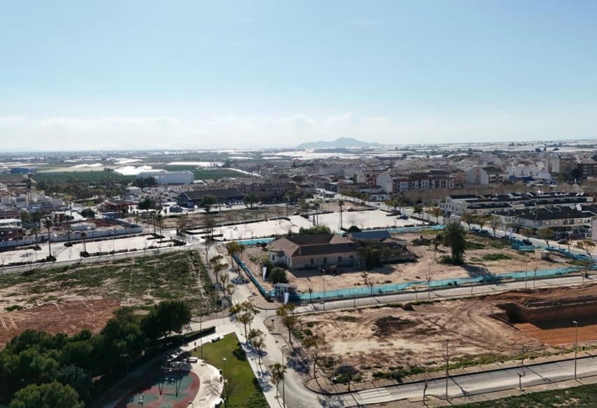 2 bedroom Bungalow for sale in Pilar de la Horadada with pool - € 330,000 (Ref: 9307134)