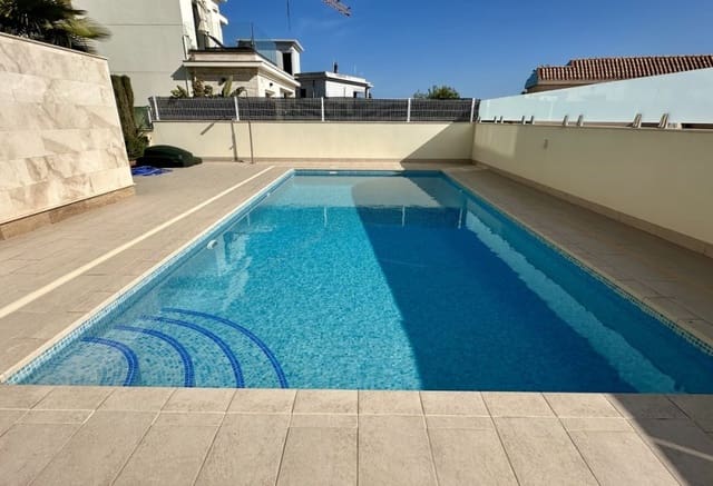 5 soverom Villa til salgs i La Zenia, Orihuela med svømmebasseng - € 1 500 000 (Ref: 9307141)