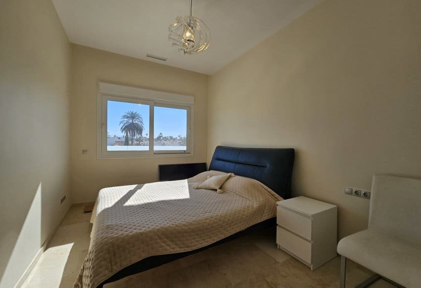 5 soverom Villa til salgs i La Zenia med svømmebasseng - € 1 500 000 (Ref: 9307141)