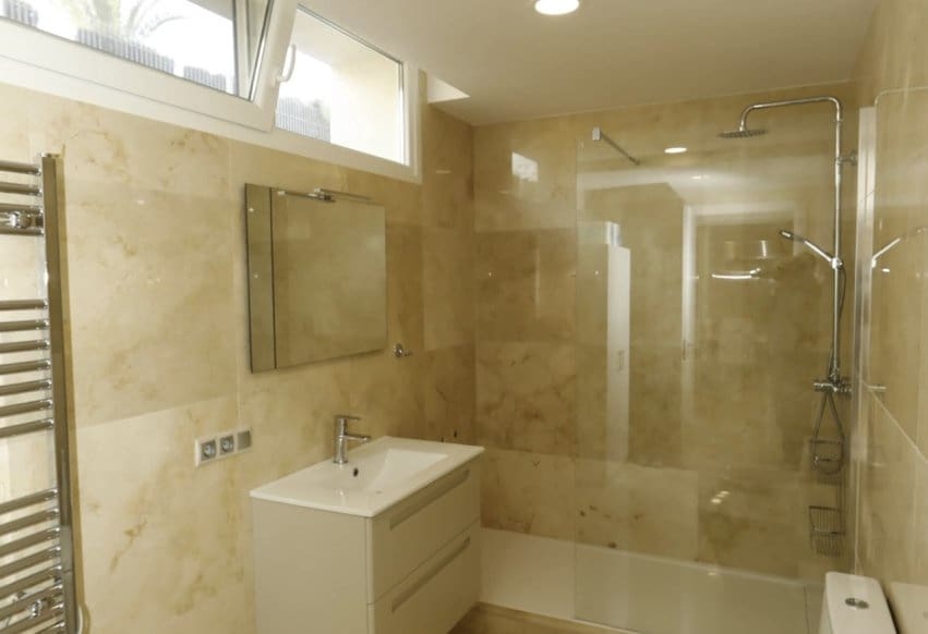 5 soverom Villa til salgs i La Zenia med svømmebasseng - € 1 500 000 (Ref: 9307141)