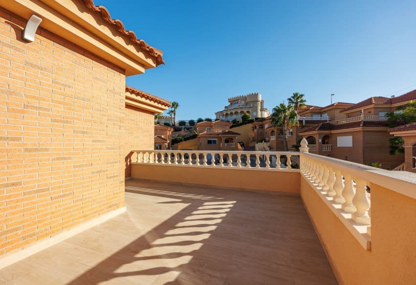 4 bedroom Villa for sale in Ciudad Quesada with pool - € 580,000 (Ref: 9307144)