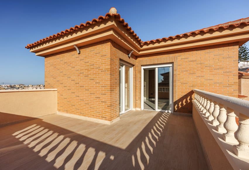 4 bedroom Villa for sale in Ciudad Quesada with pool - € 580,000 (Ref: 9307144)