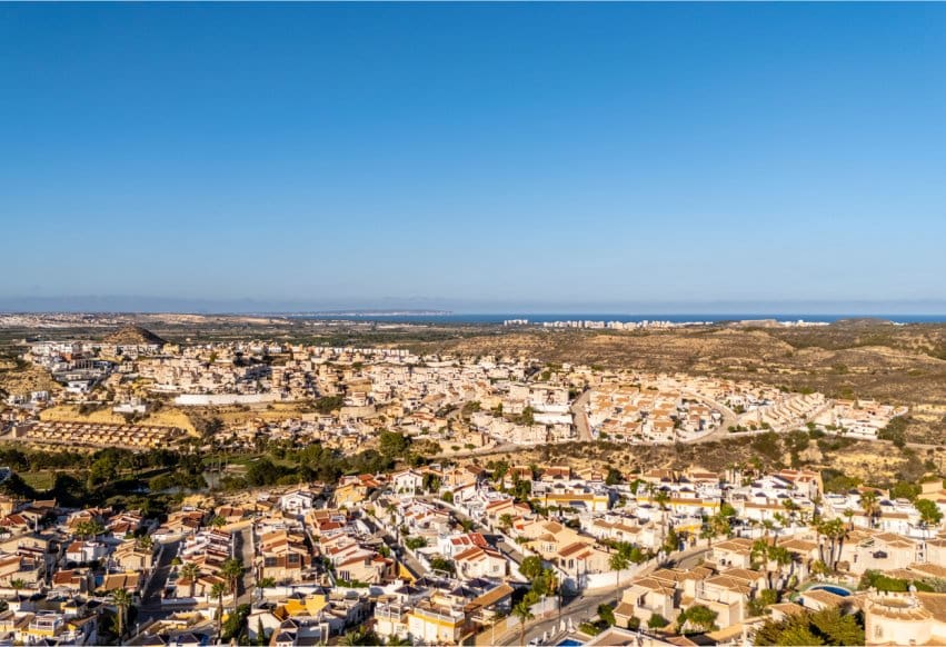 4 bedroom Villa for sale in Ciudad Quesada with pool - € 580,000 (Ref: 9307144)