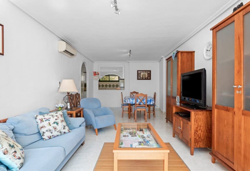 2 chambre Penthouse à vendre à Campoamor avec piscine - 279 000 € (Ref: 9307152)