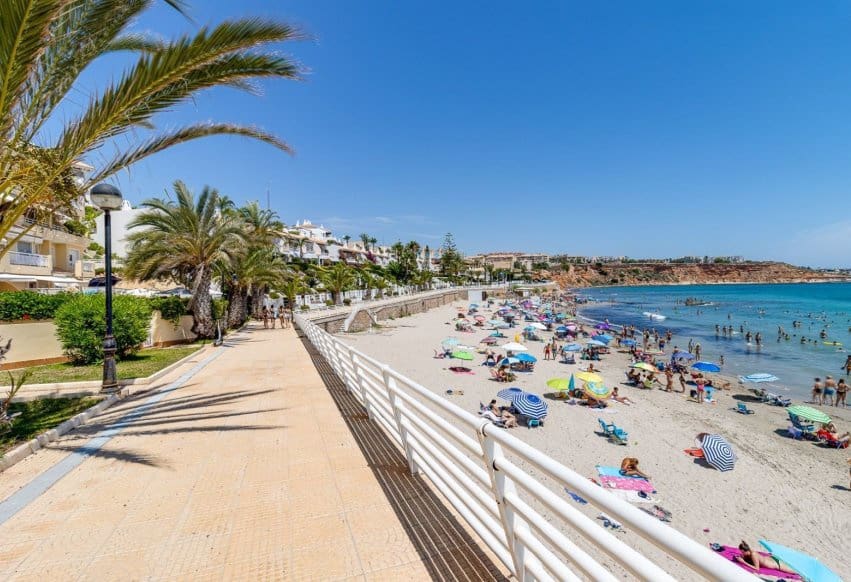 2 chambre Penthouse à vendre à Campoamor avec piscine - 279 000 € (Ref: 9307152)