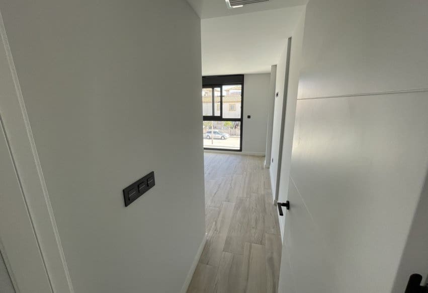 4 bedroom Beach Apartment for sale in Pilar de la Horadada with pool - € 575,000 (Ref: 9307153)