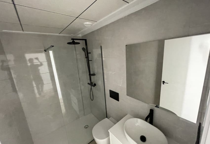 4 bedroom Beach Apartment for sale in Pilar de la Horadada with pool - € 575,000 (Ref: 9307153)