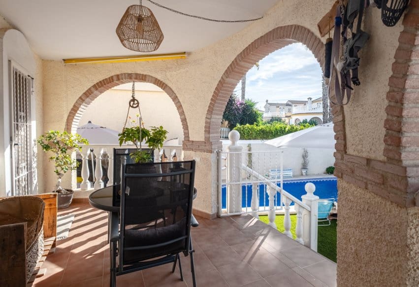 6 chambre Villa/Maison à vendre à Gran Alacant avec piscine - 550 000 € (Ref: 9348014)