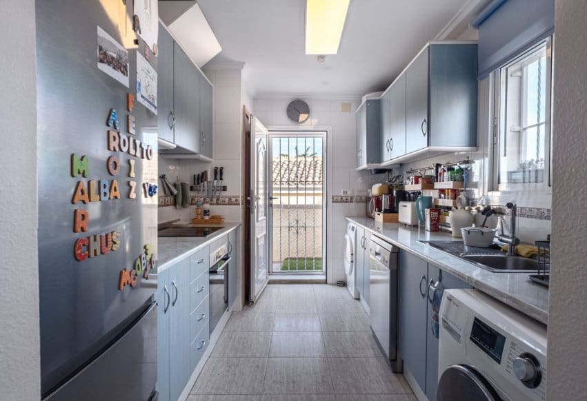 6 chambre Villa/Maison à vendre à Gran Alacant avec piscine - 550 000 € (Ref: 9348014)