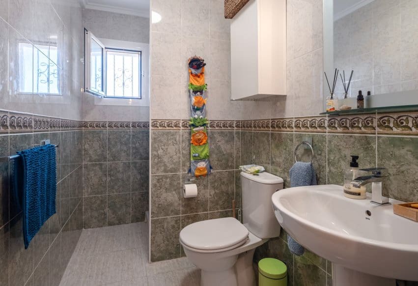 6 chambre Villa/Maison à vendre à Gran Alacant avec piscine - 550 000 € (Ref: 9348014)