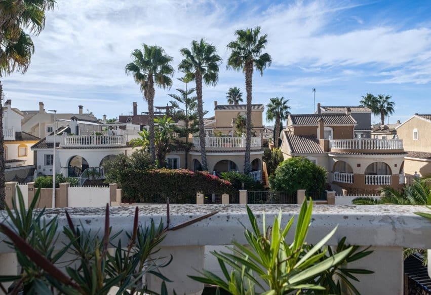 6 chambre Villa/Maison à vendre à Gran Alacant avec piscine - 550 000 € (Ref: 9348014)